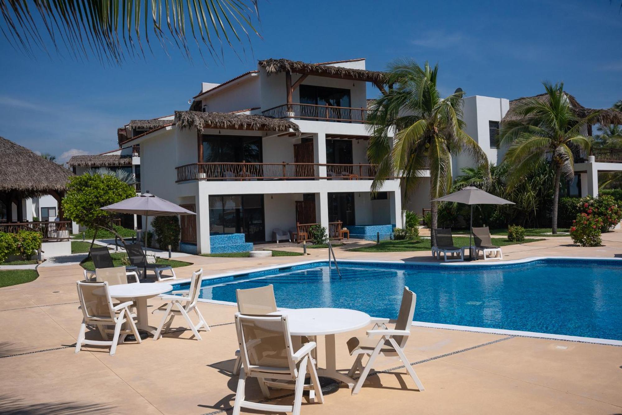 Hotel Portofino Barra de Potosí Exterior foto